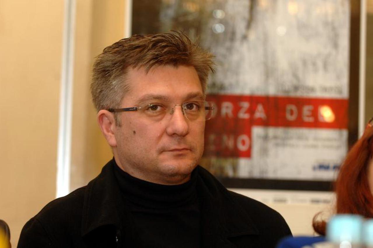  Ozren Prohić,portal