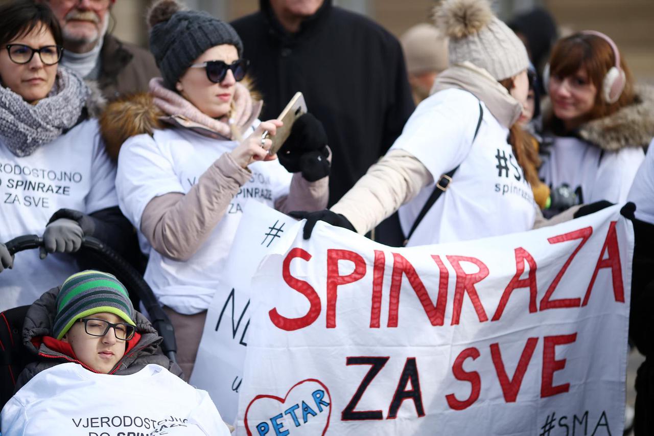 Zagreb: Prosvjed "Spinraza za sve" na Trgu. sv. Marka