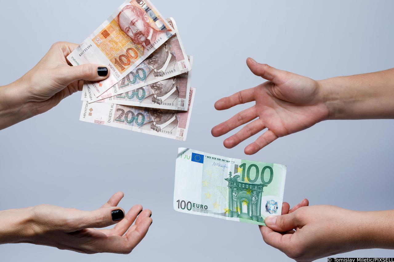 Hrvatska euro uvodi već 2023.