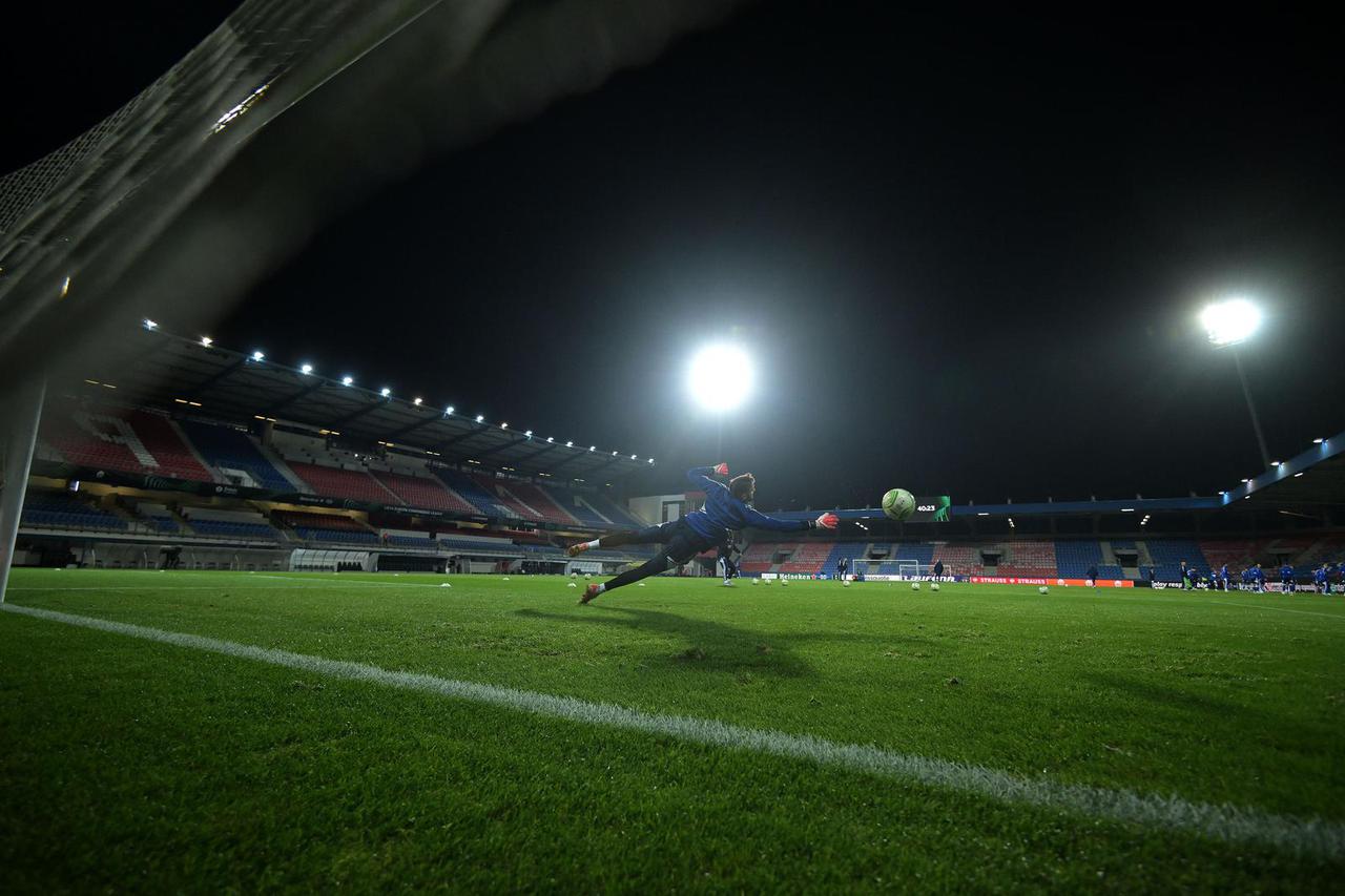 Plzen: Nogometaši Dinama odradili večernji trening 