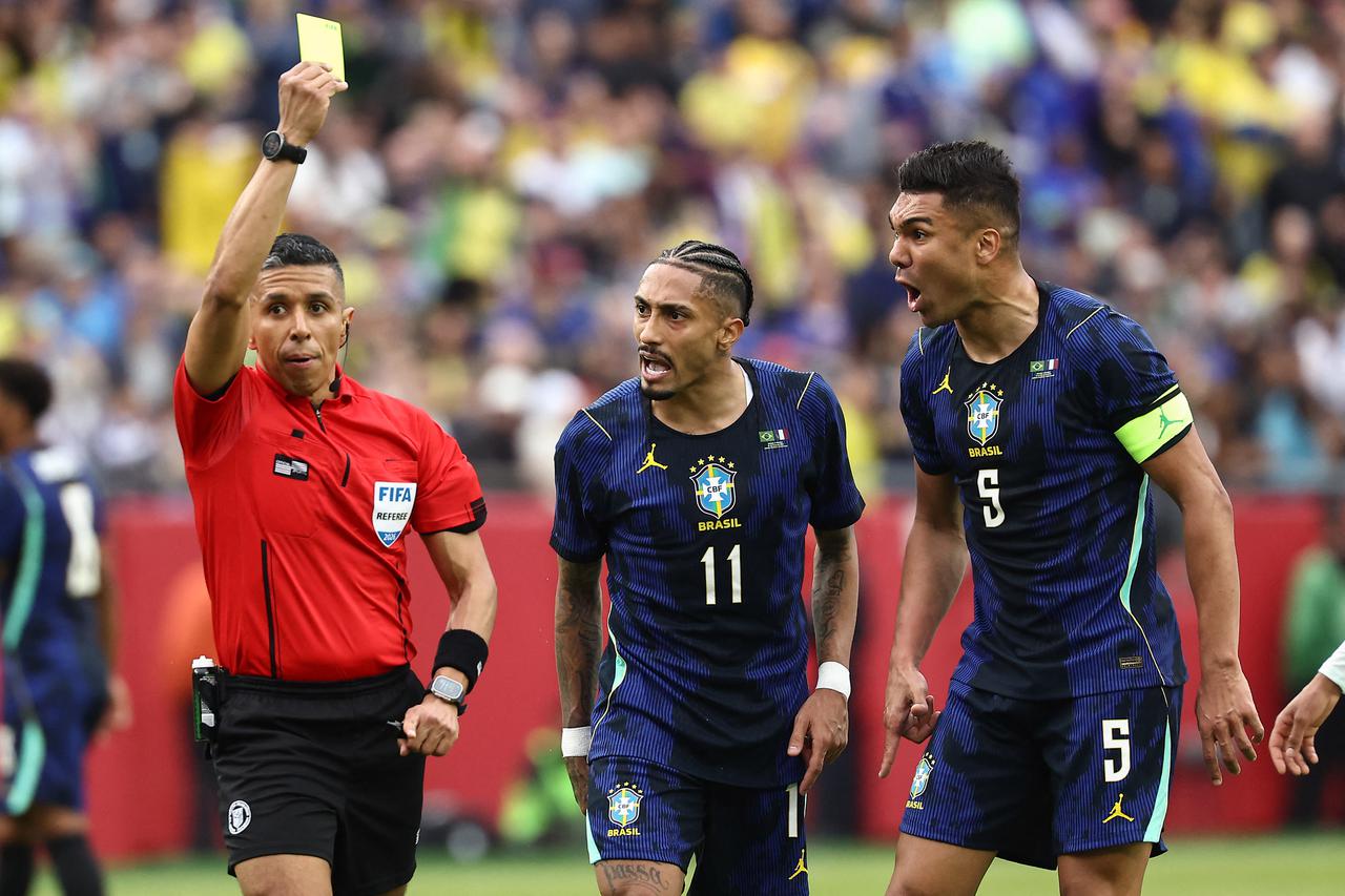 Soccer: International Mens Friendly-Brazil at France