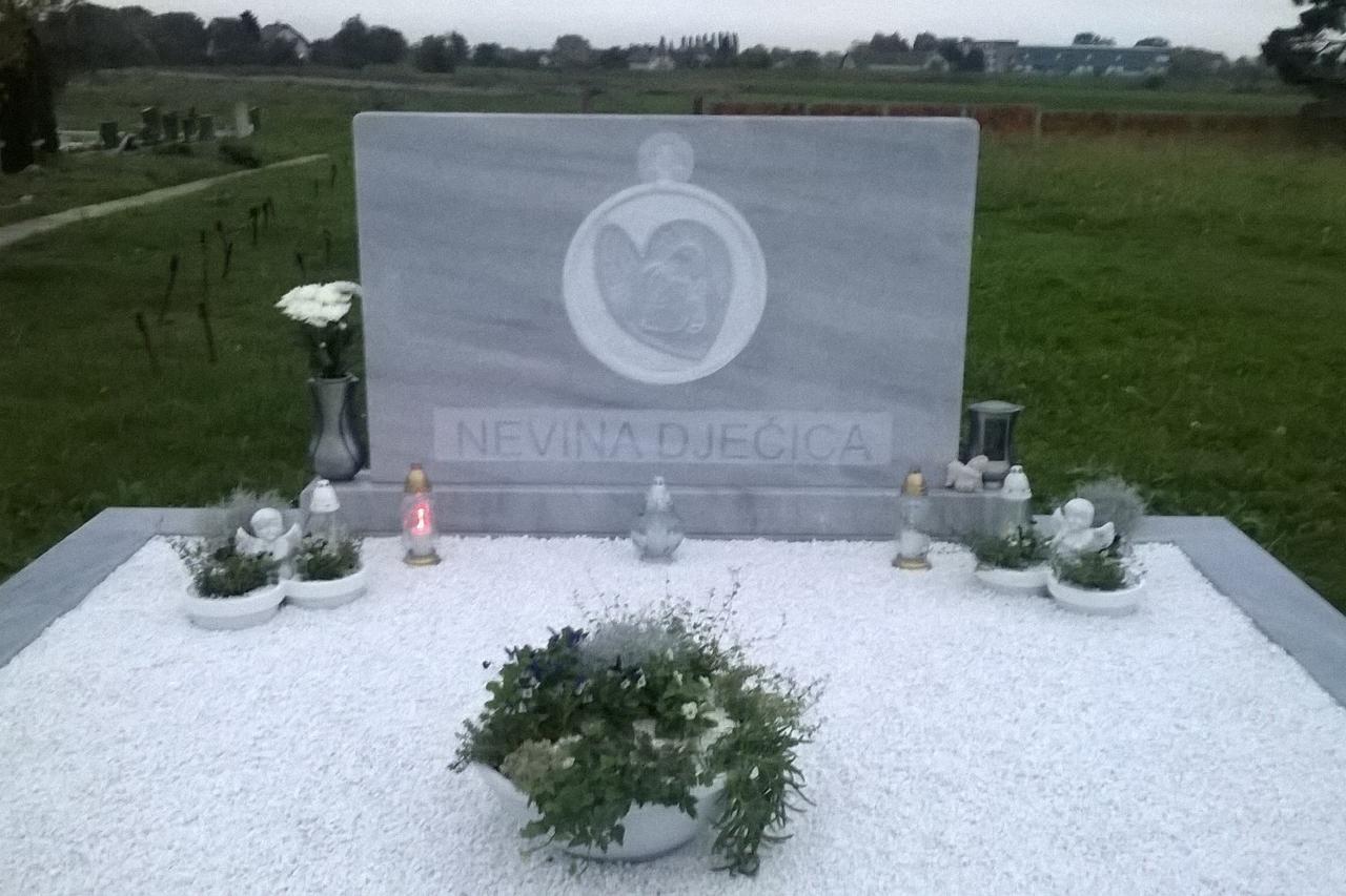 Grobnica za nerođenu djecu