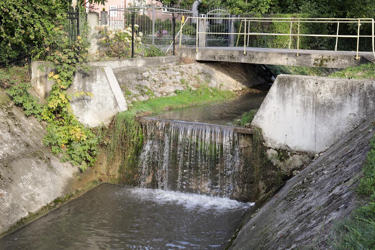 Zagreb: Nakon zagađenja jučer, danas je potok Vrapčak ponovno čist