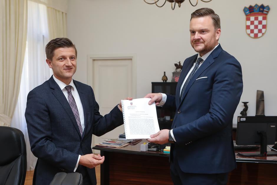 Zagreb: Primopredaja dužnosti između Zdravka Marića i novog ministra financija Marka Primorca