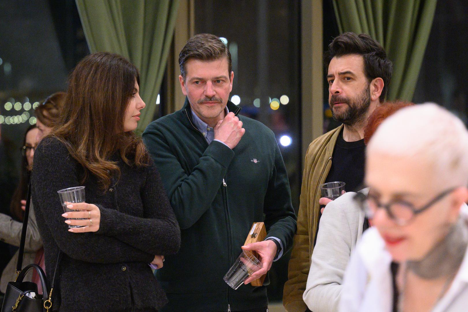 Bračni par ovih je dana viđen u rijetkom izlasku u KD Vatroslav Lisinski, gdje su došli podržati Amarove kolege na svečanoj 100. izvedbi melodrame "Ljubavna pisma". 