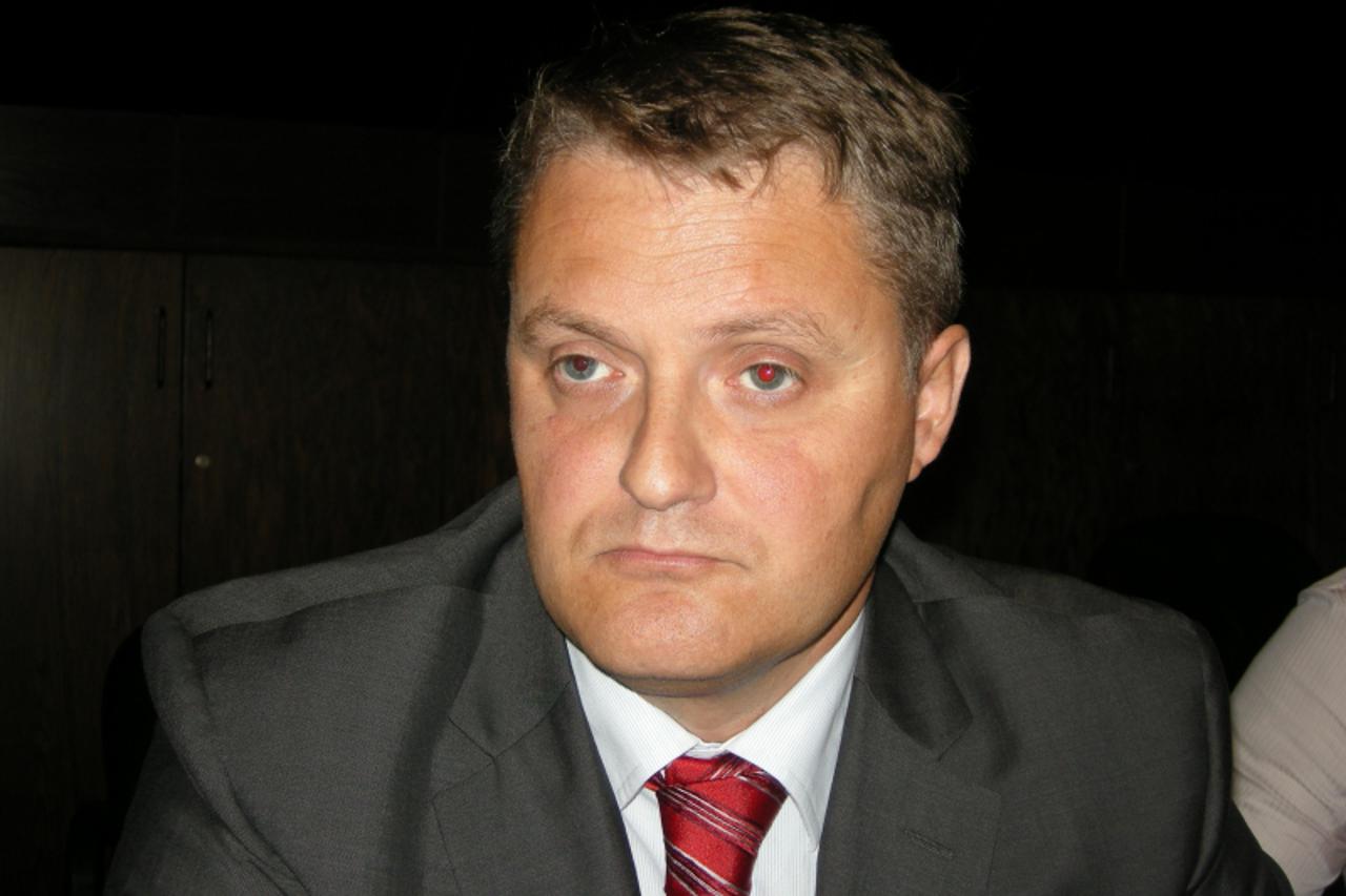 'ulama_alb_zag_220910'