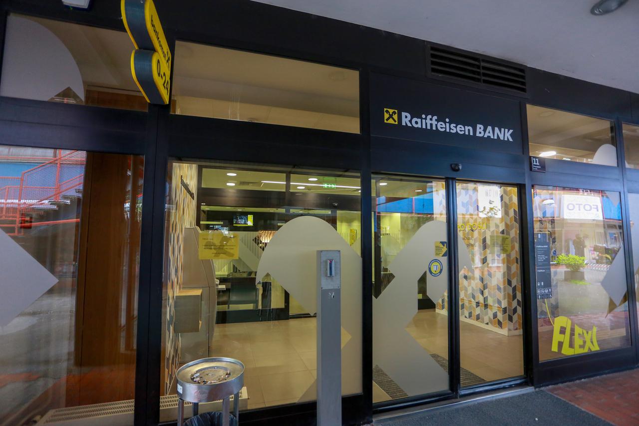 Zagreb: Opljačkana poslovnica Raiffeisen banke u Sigetu