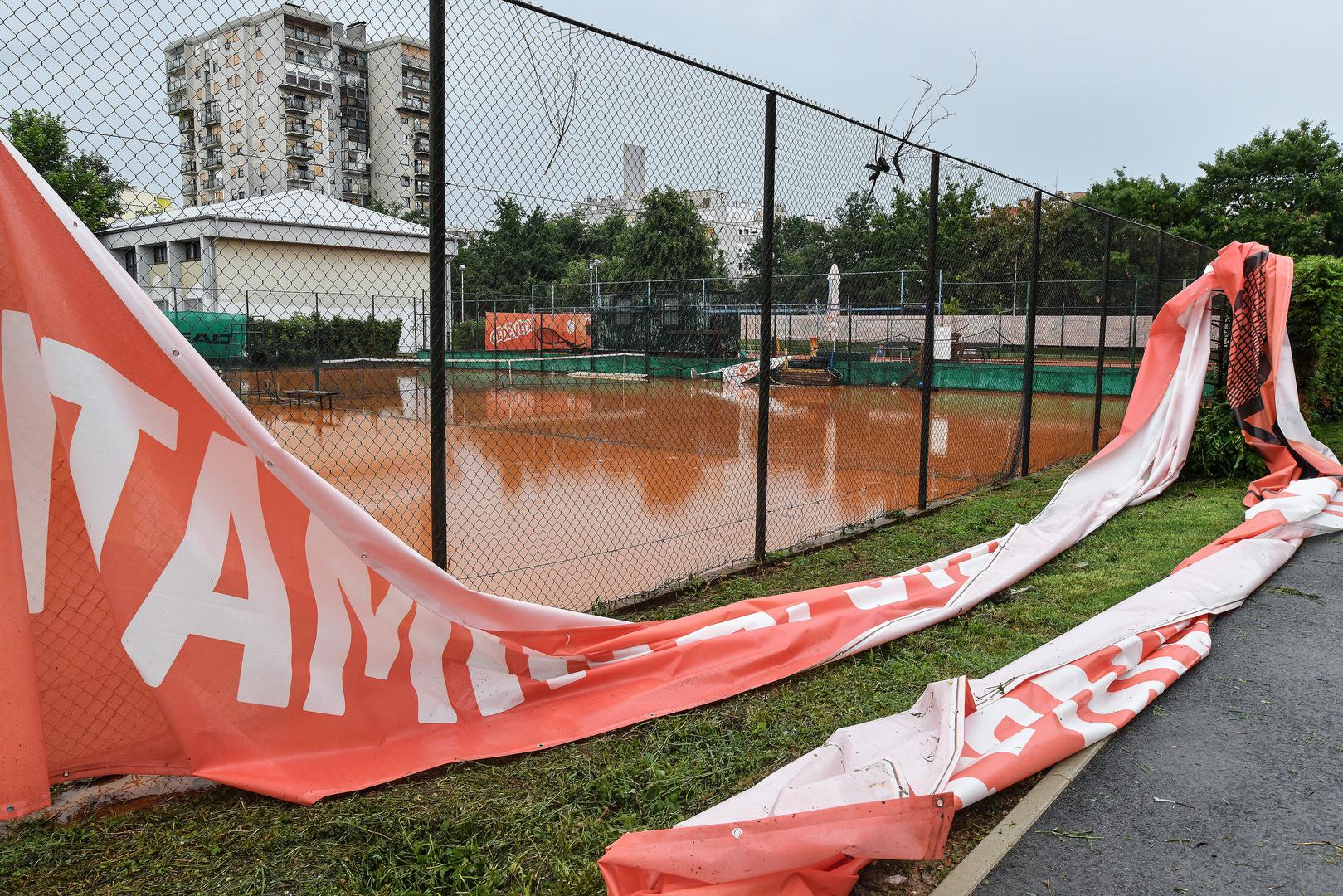 Tenisačima u prilog ne ide ni prognoza DHMZ-a za narednih tjedan dana jer oni najvaljuju slično vrijeme i narednih sedam dana.