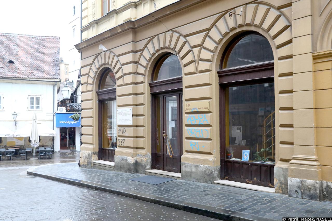 Zagreb: Ukradena rampa od Lego kockica ispred knjižnice Marije Juri? Zagorke