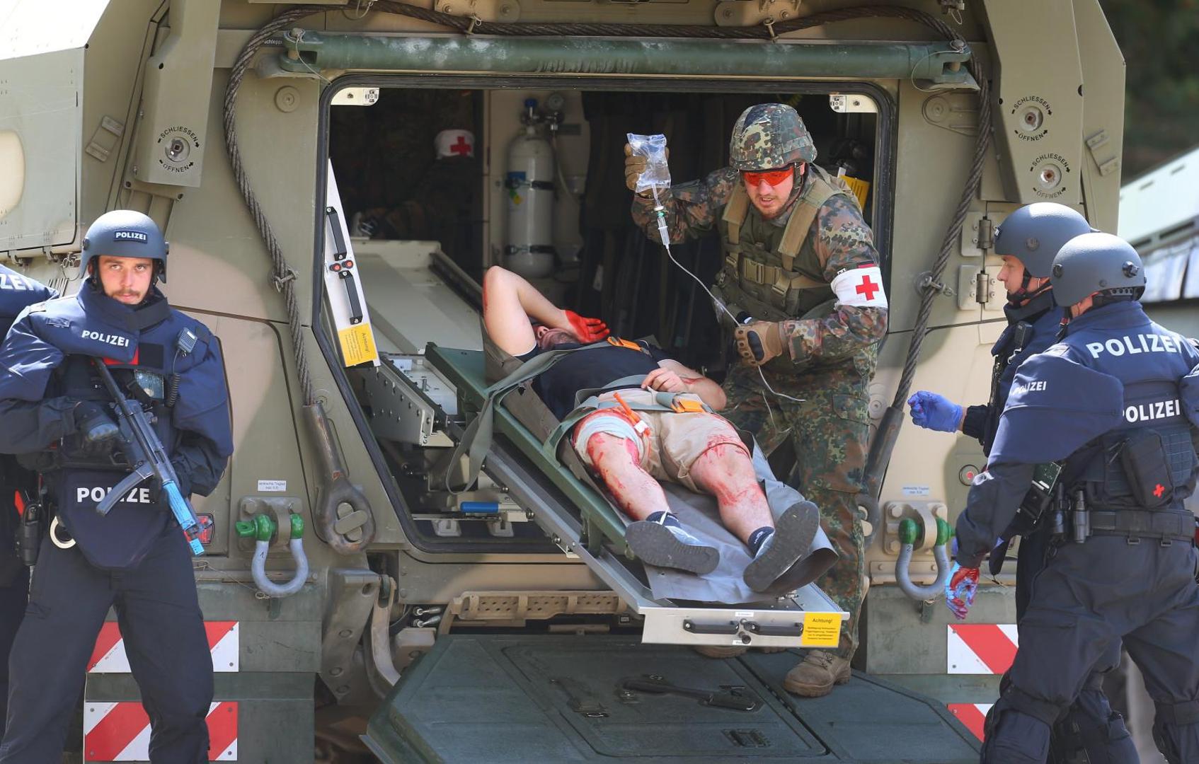 Na dvodnevnoj vježbi obrane od terorističkog napada naziva "BAYTEX 2018" sudjeluju bavarska policija, Bundeswehr i ostale radne skupine. 