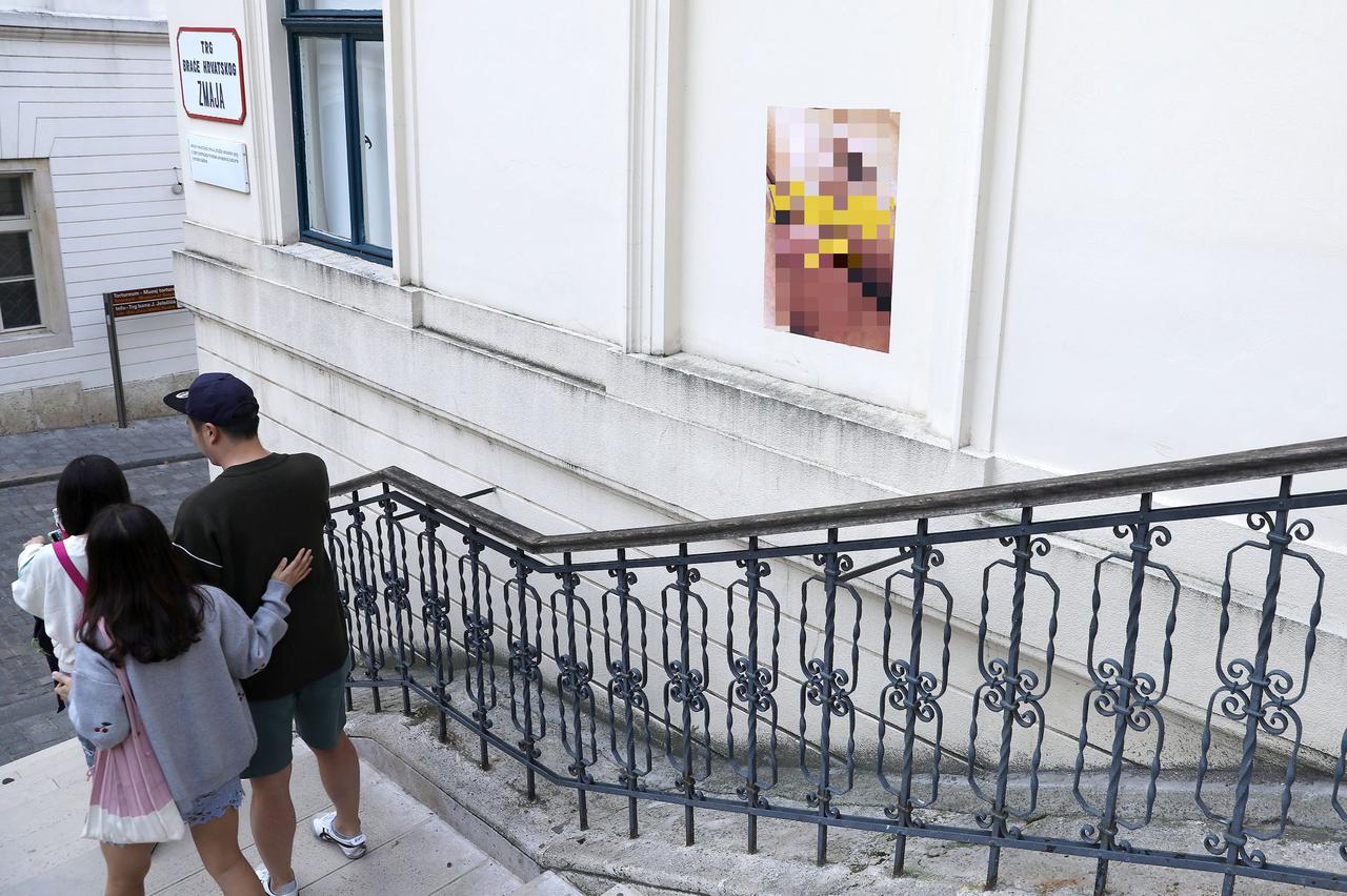 Fotografije pornografskog sadržaja zalijepljene na Gornjem gradu