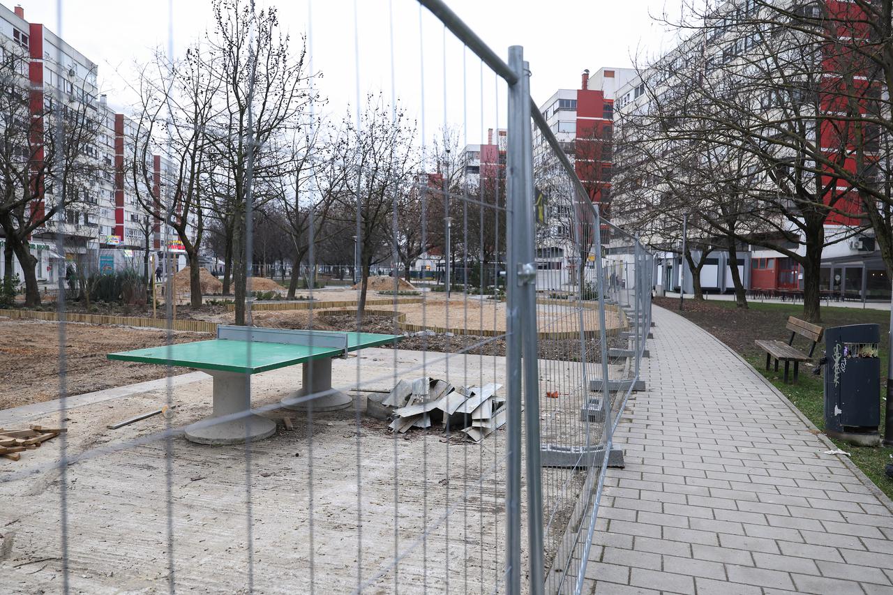 Zagreb: Obnova dječjeg igrališta na Trgu Ivana Kukuljevića traje više od  pet mjeseci