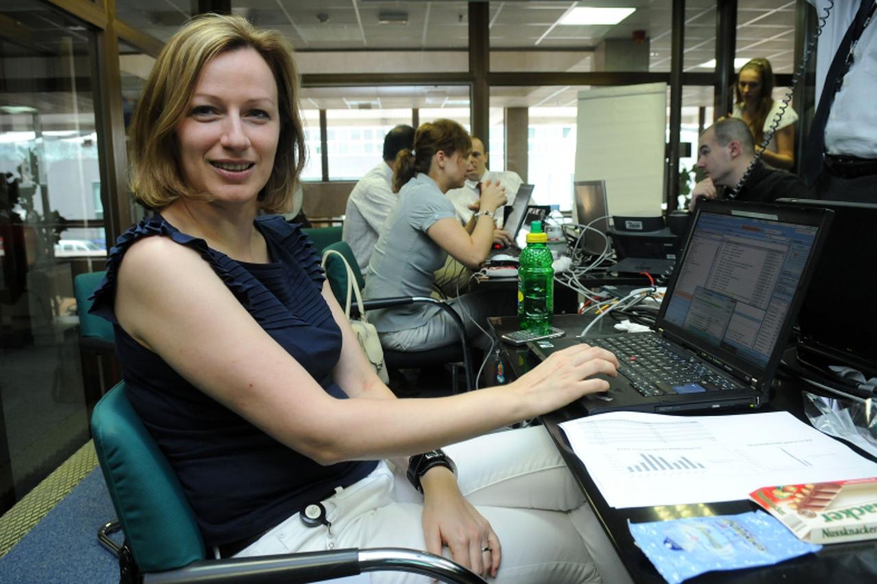 '07.07.2010., Zagreb, Hrvatska - Serveri i ljudi koji rade na upisima studenata na fakultete putem internata. Andrijana Prskalo Macek. Photo: Anto Magzan/PIXSELL'