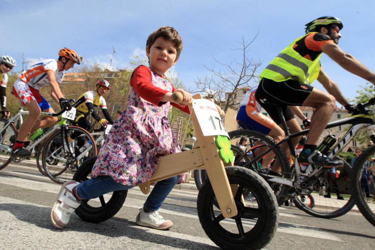 Humanitarna biciklijada Radio Šibenika