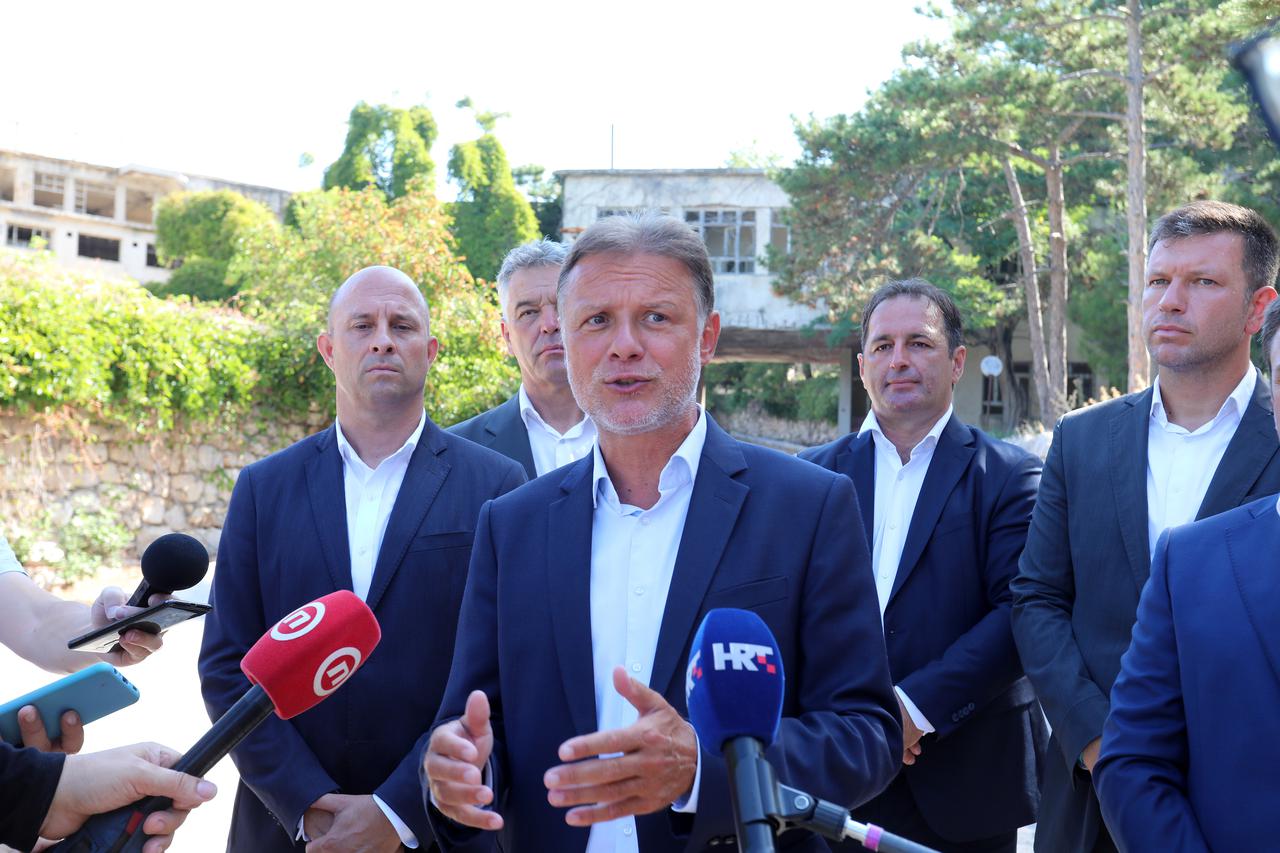 Goli otok: Jandroković i Butković na obilježavanju Europskog dana sjećanja na žrtve svih totalitarnih i autoritarnih režima