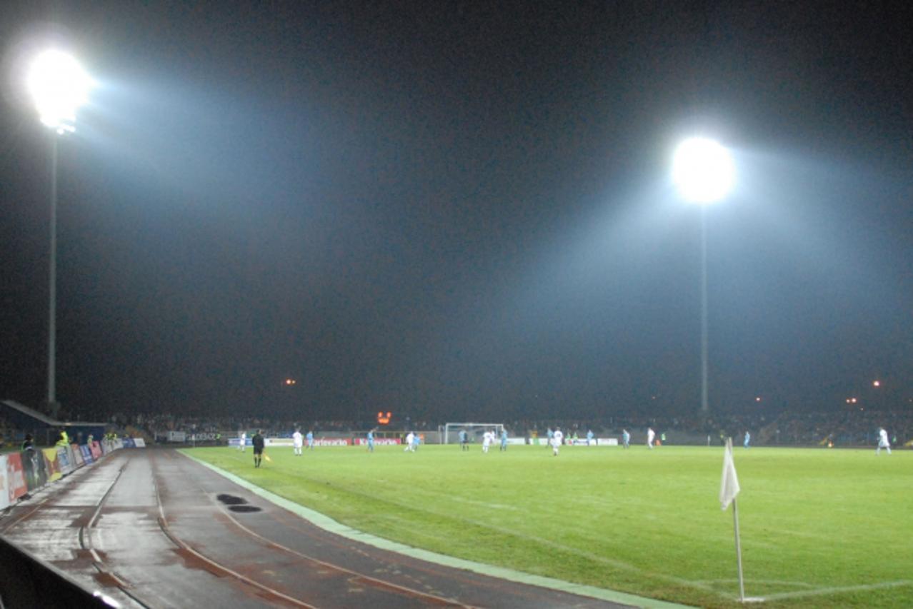 Nogometni stadion u Karlovcu