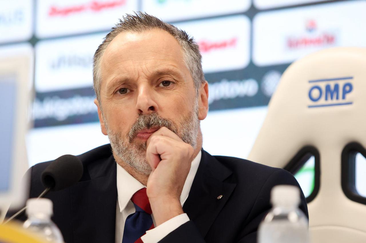 Split:  Mislav Karoglan predstavljen je kao novi trener Hajduka