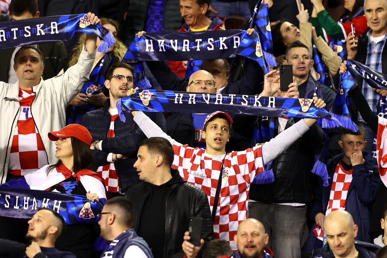 Split: Navijači na utakmici Hrvatska - Wales