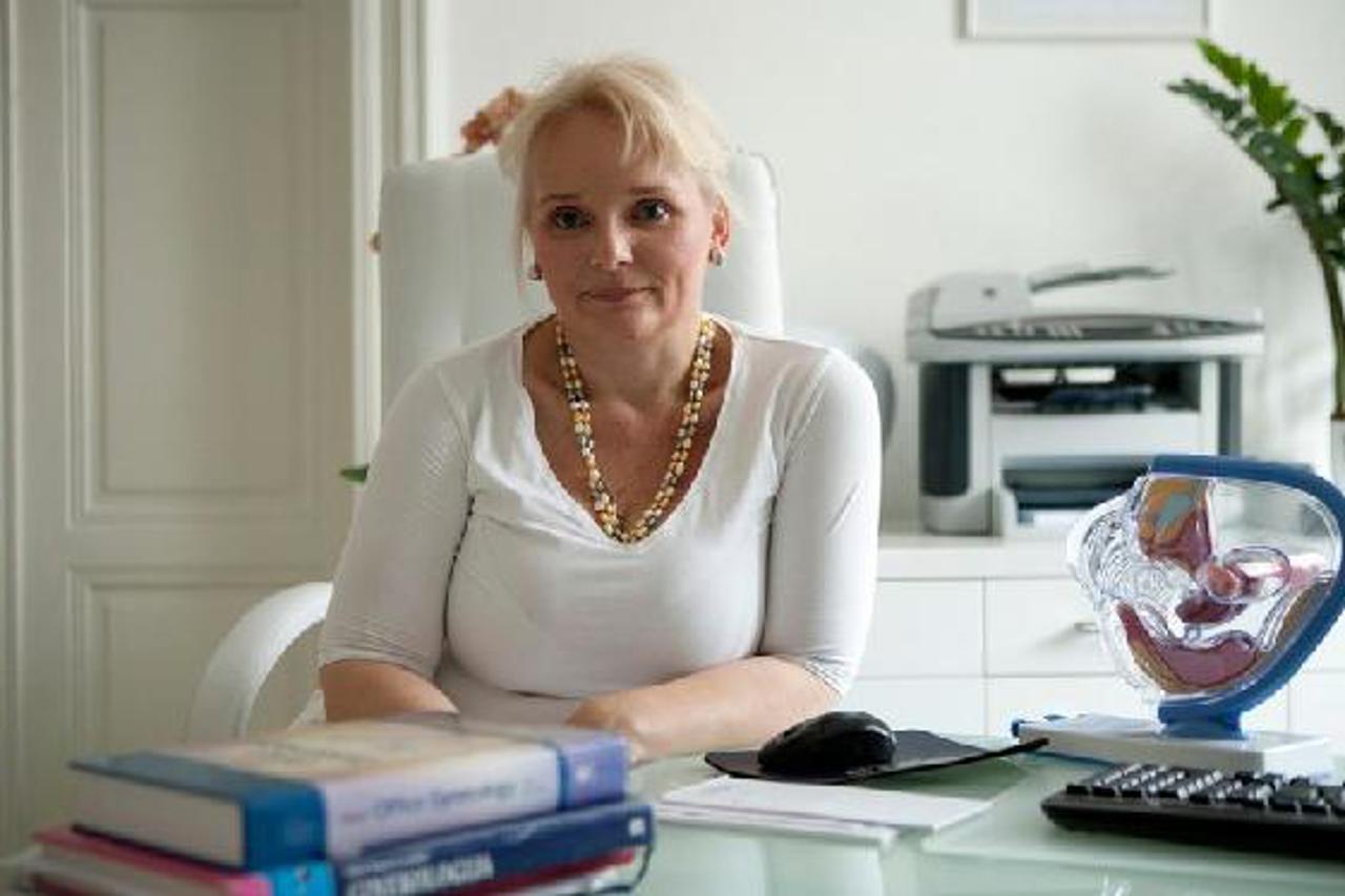 Dr. Ulla