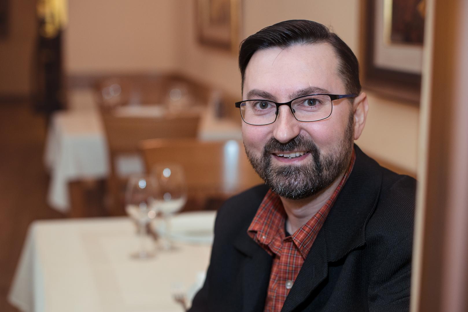 Danijel Lijović, izvršni urednik od 2010. do 2012.: Volim Večernji jer mi je omogućavao da se bavim s više svojih interesa, a fasciniraju me vijesti