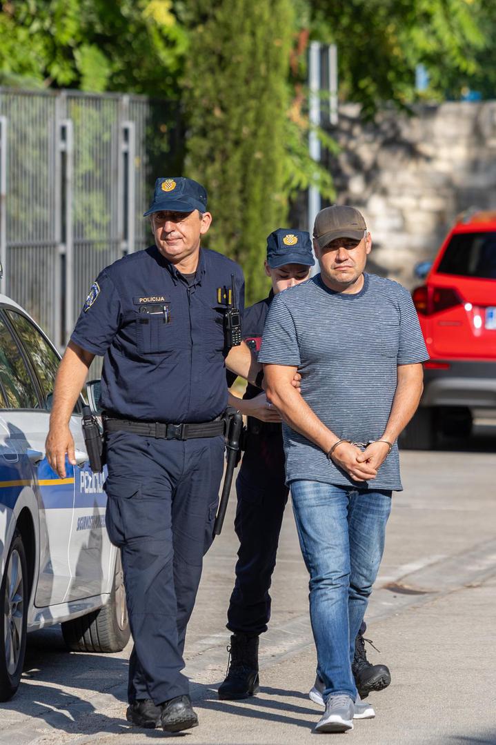Zhuravlov je, prema sumnjama njemačkih istražitelja, bio dio skupine profesionalnih ronilaca koja je u rujnu 2022. godine postavila eksploziv na plinovode u blizini danskog otoka Bornholma.