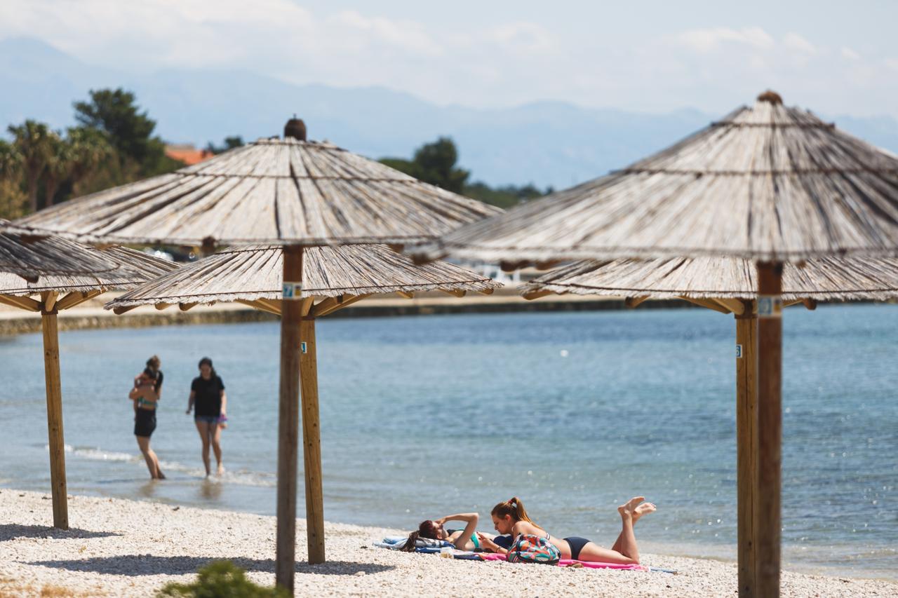 Prazne plaže otoka Vira