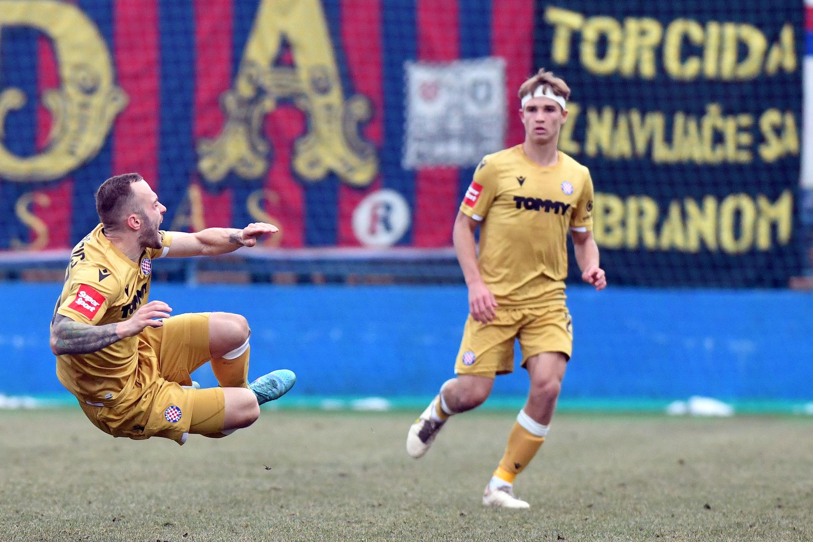 Foto - Varaždin poražen od momčadi Hajduka s dva gola Livaje