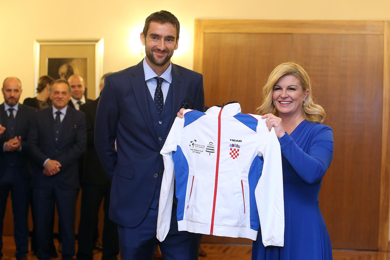 28.11.2016., Zagreb - Predsjednica Republike Kolinda Grabar-Kitarovic primila je izaslanstvo Hrvatske Davis Cup reprezentacije u Uredu Predsjednice na Pantovcaku. Kolinda Grabar-Kitarovic, Marin Cilic.  Photo: Goran Stanzl/PIXSELL