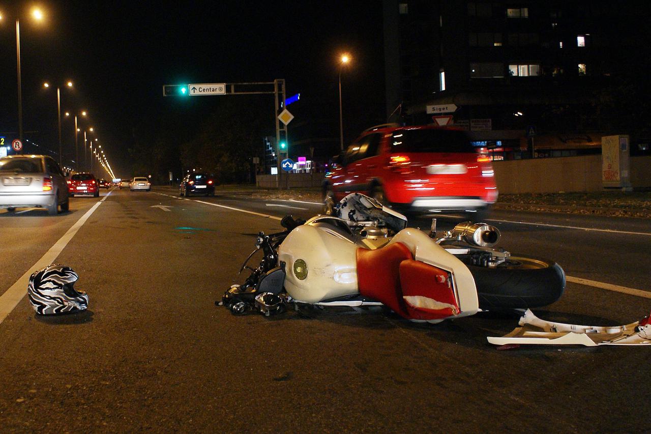 motocikl nesreća