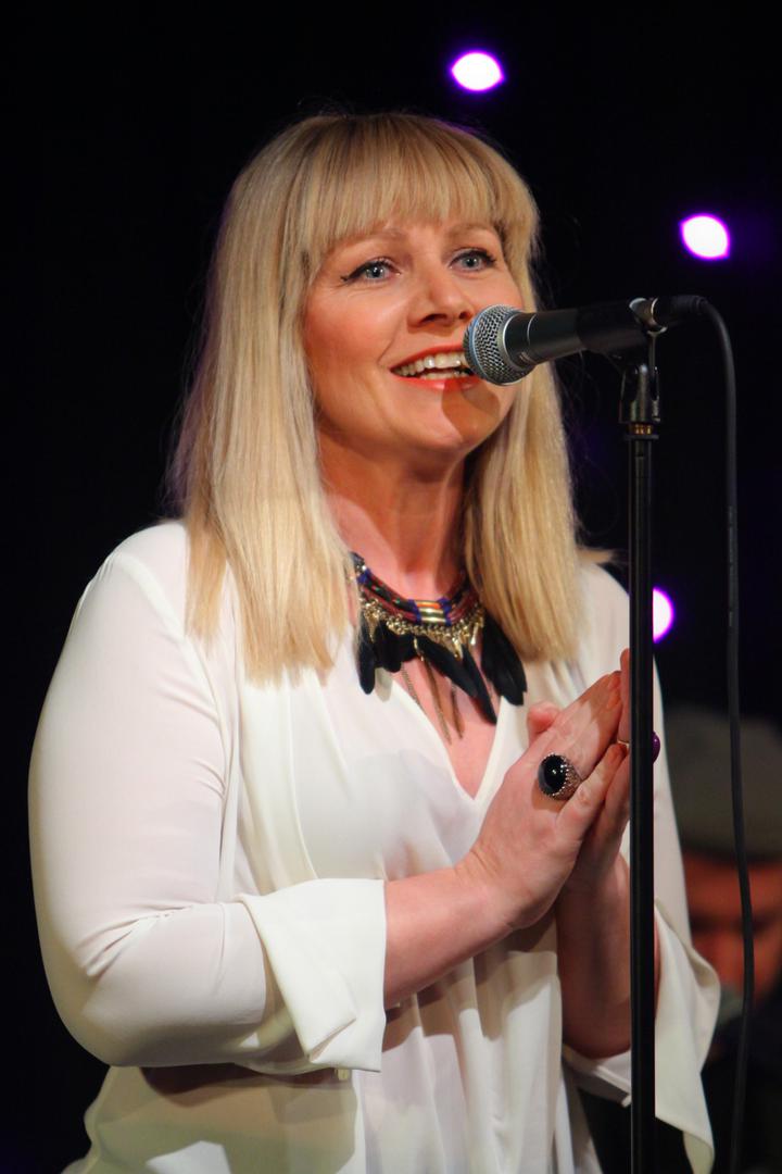 Popularnost je stekla vođenjem zabavnih emisija Ples sa zvijezdama, Zvijezde pjevaju i Ja to mogu.