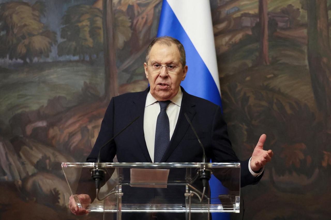 Russian Foreign Minister Lavrov and Syrian Foreign Minister al-Shibani meet in Moscow
