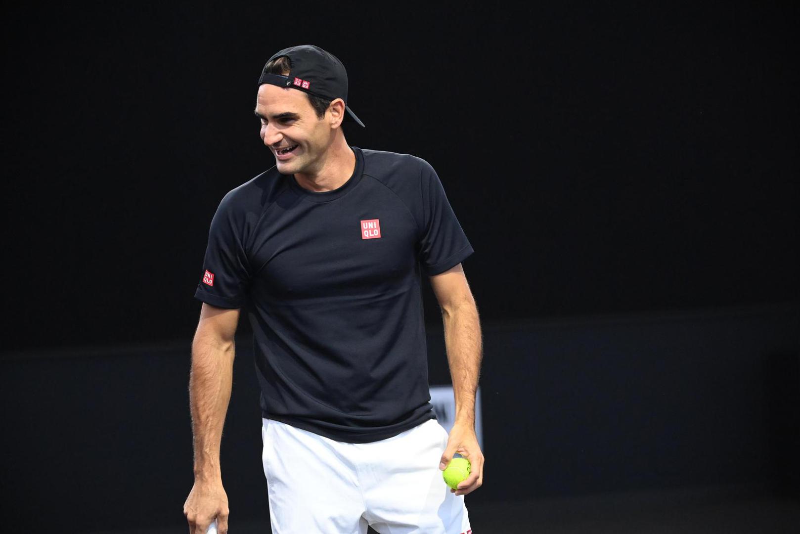 Na Forbesovoj listi sportskih milijardera, uz Federera, nalaze se i Michael Jordan, Magic Johnson, LeBron James, Junior Bridgeman te Tiger Woods.