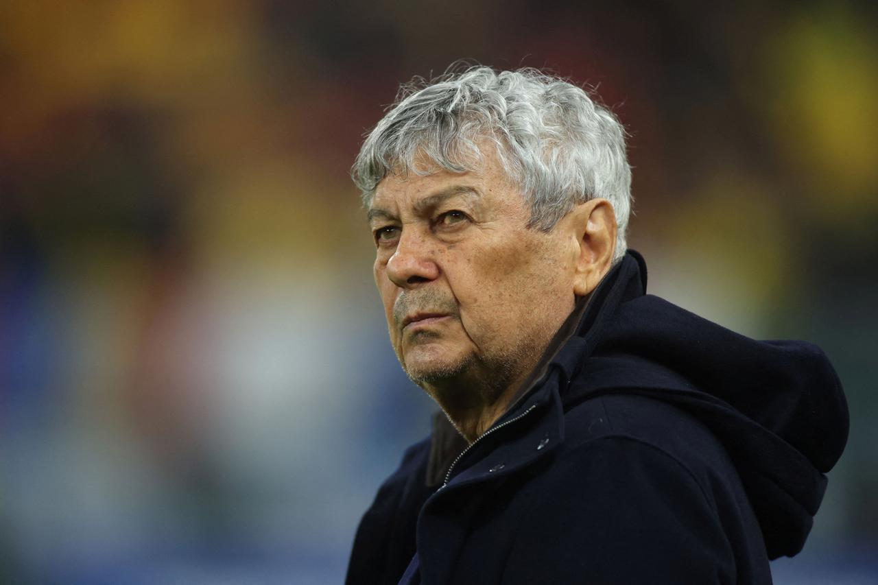 FILE PHOTO: World Cup - UEFA Qualifiers - Group H - Romania v Bosnia & Herzegovina