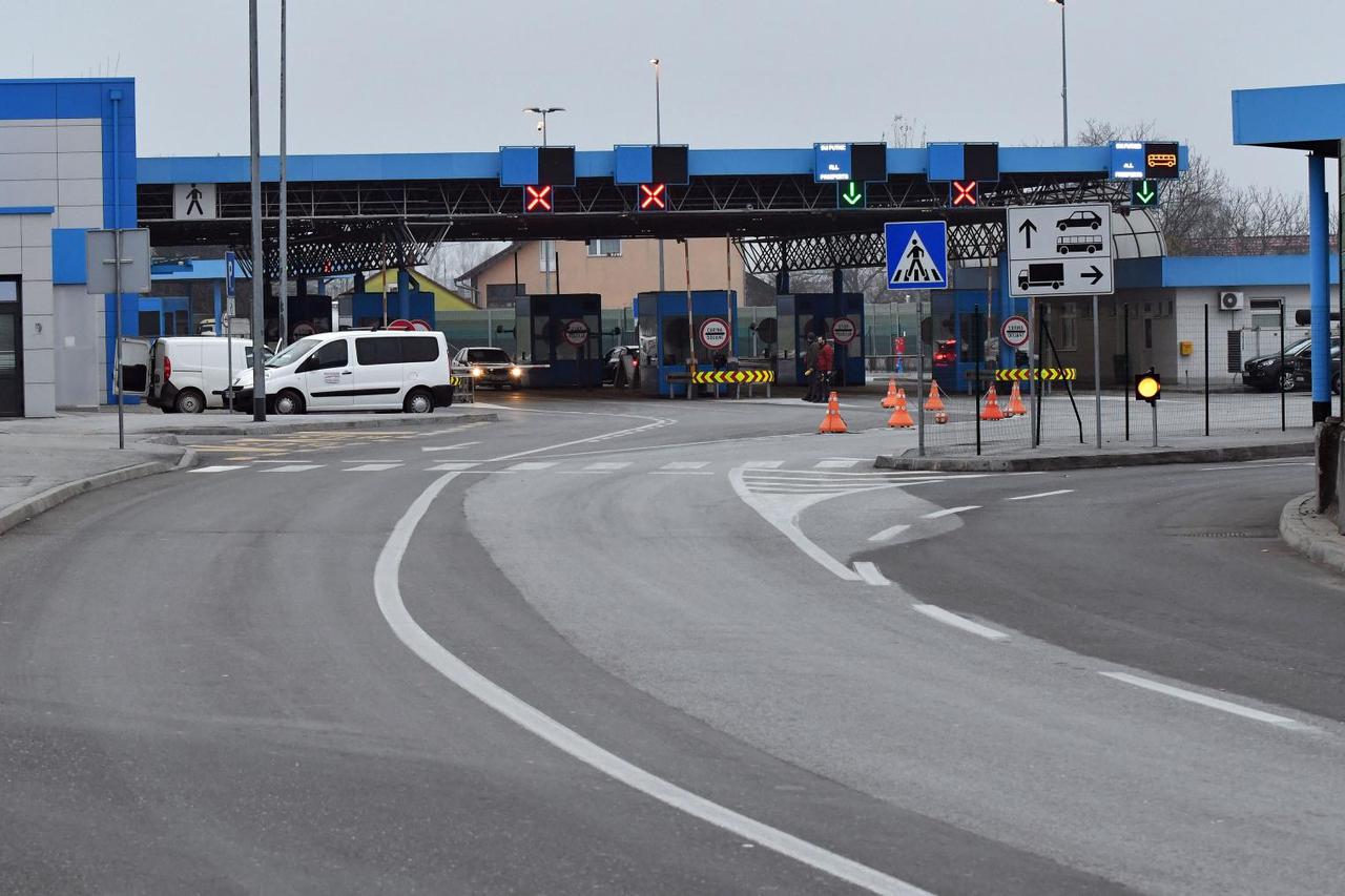 Nakon uvođenja novih mjera pust granični prijelaz u Slavonskom Brodu