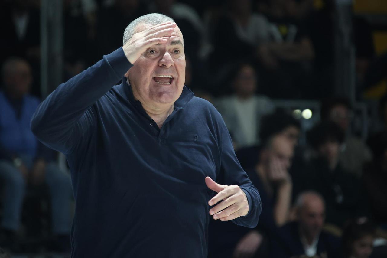 Italian Basketball Serie A Championship - Virtus Segafredo Bologna vs Carpegna Prosciutto Pesaro