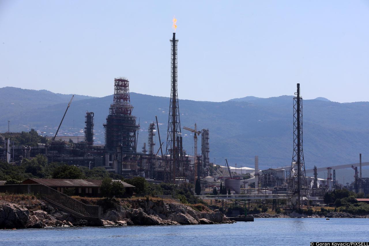 Rijeka: INA rafinerija nafte u Urinju