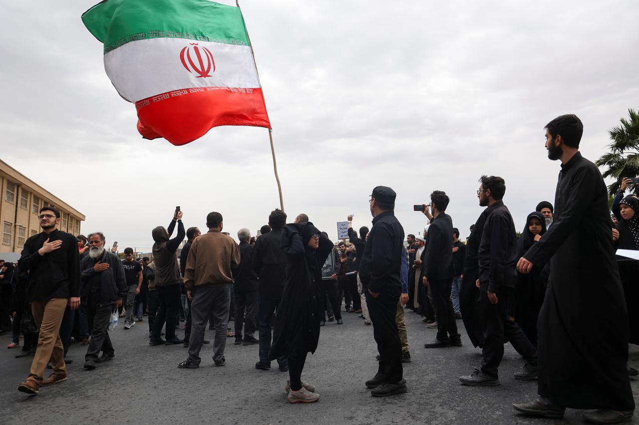 Pogrebna procesija u Tabrizu u Iranu zbog smrti predsjednika