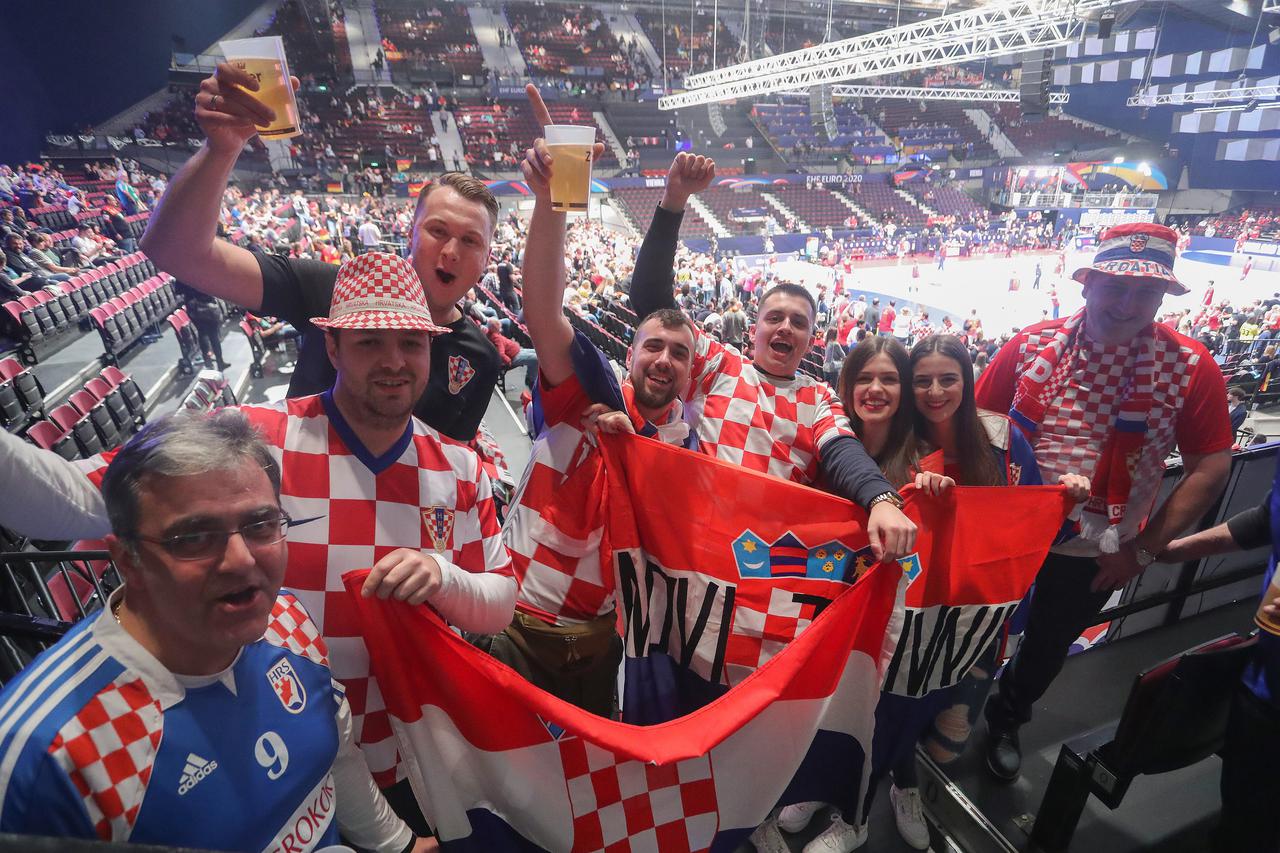 Hrvatski navijači
