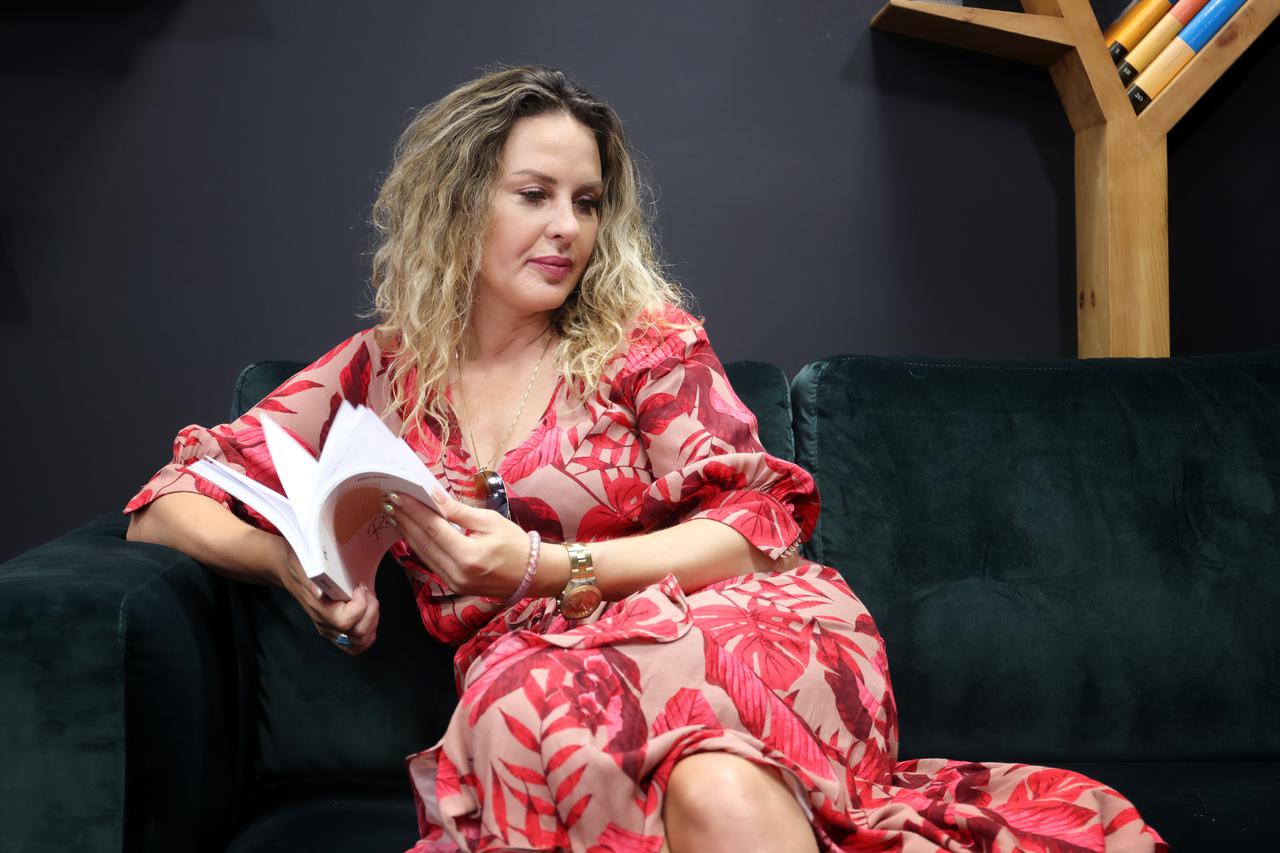 Zagreb: Pjevačica, spisateljica  i bivša manekenka Anđa Marić