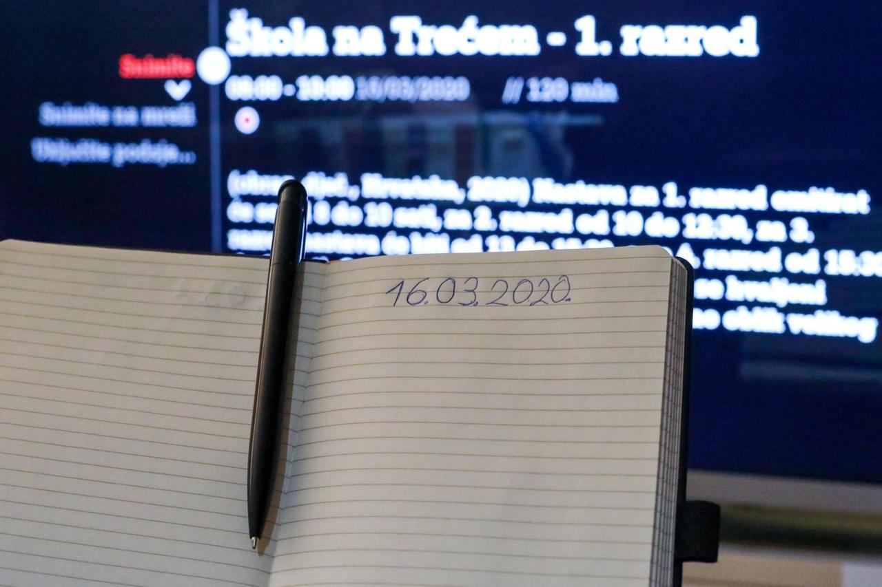 Svi učenici od 1. do 4. razreda nastavu će pratiti od kuće putem HRT 3 kanala