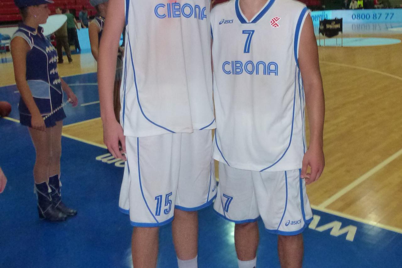 Nikić i Jularić
