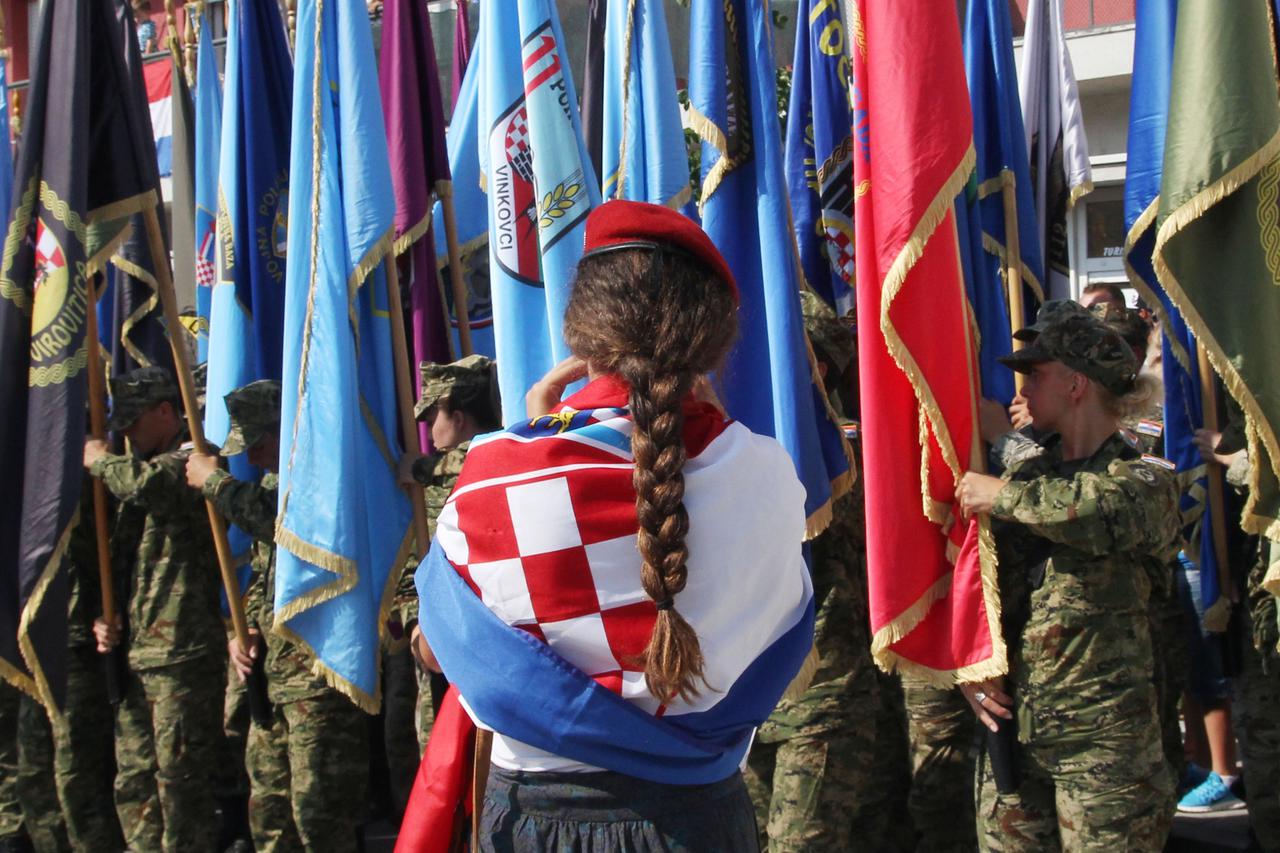 04.08.2014., Knin - Povodom svecanog obiljezavanja Dana pobjede i domovinske zahvalnosti, Dana hrvatskih branitelja te 19. obljetnice VRO Oluja odusevljenje kao i svake godine izazvale su zastave svih ratnih postrojbi. Photo: Dusko Jaramaz/PIXSELL