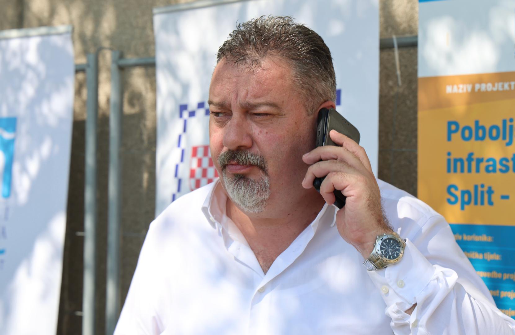 Uređaj će omogućiti biološko pročišćavanje otpadnih voda prije njihova ispuštanja u more čime će se dugoročno unaprijediti kvaliteta mora Bračkog kanala, zaštita okoliša i kvaliteta života građana na području Splita i okolnih jedinica lokalne samouprave.