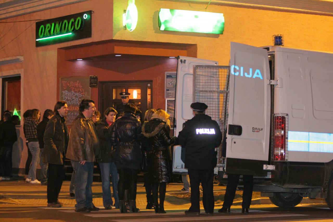 podmićeni policajci (1)