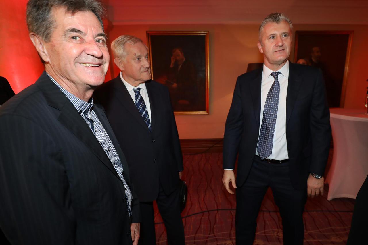 Zagreb: Humanitarno-donatorska večera zaklade Vatreno srce u hotelu Westin