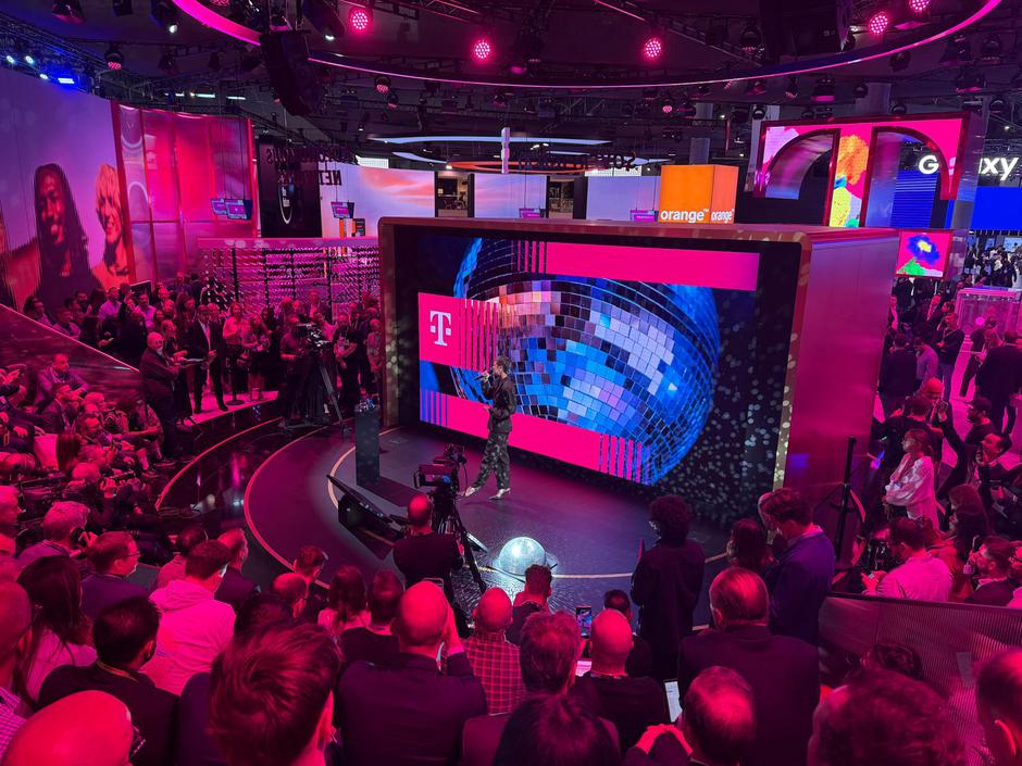 Deutsche Telekom predstavio niz AI usluga na MWC-u u Barceloni