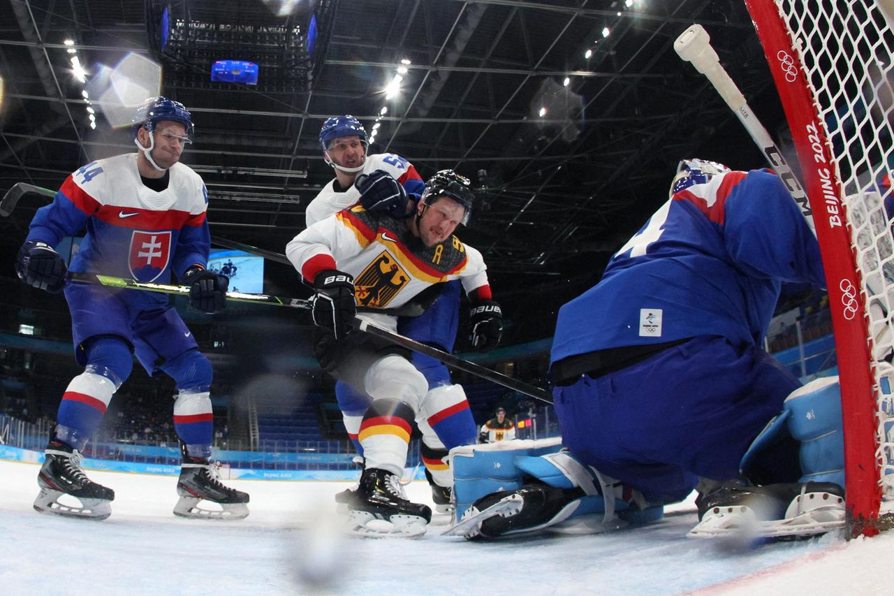 Ice Hockey - Men's Play-offs Qualifications - Slovakia v Germany