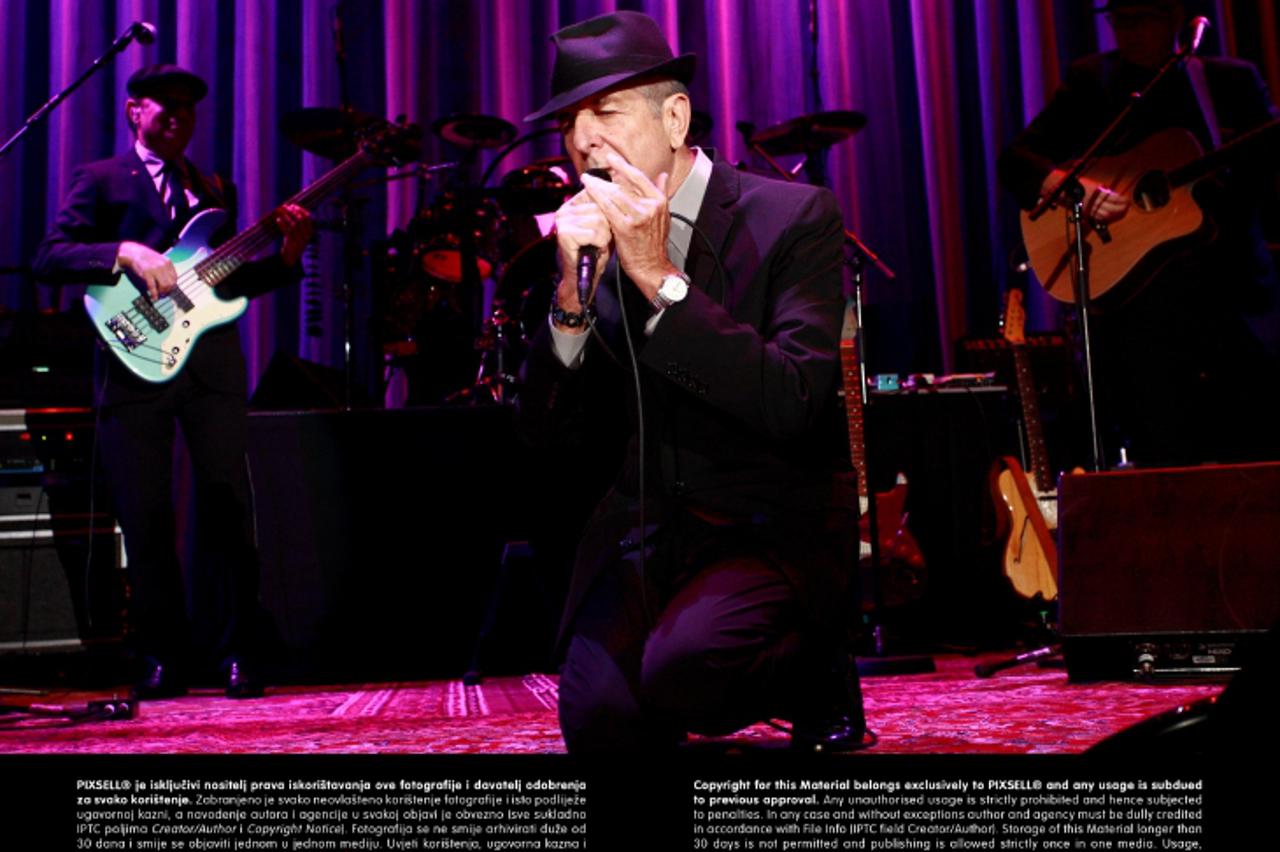 '25.07.2010., Zagreb U zagrebackoj Areni koncert je odrzao Leonard Cohen Photo: Zeljko Hladika/PIXSELL'