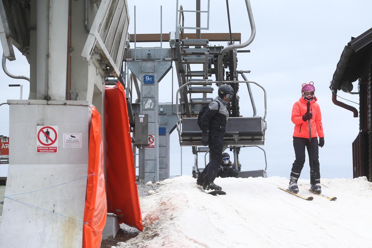 Završena sezona skijanja na Sljemenu