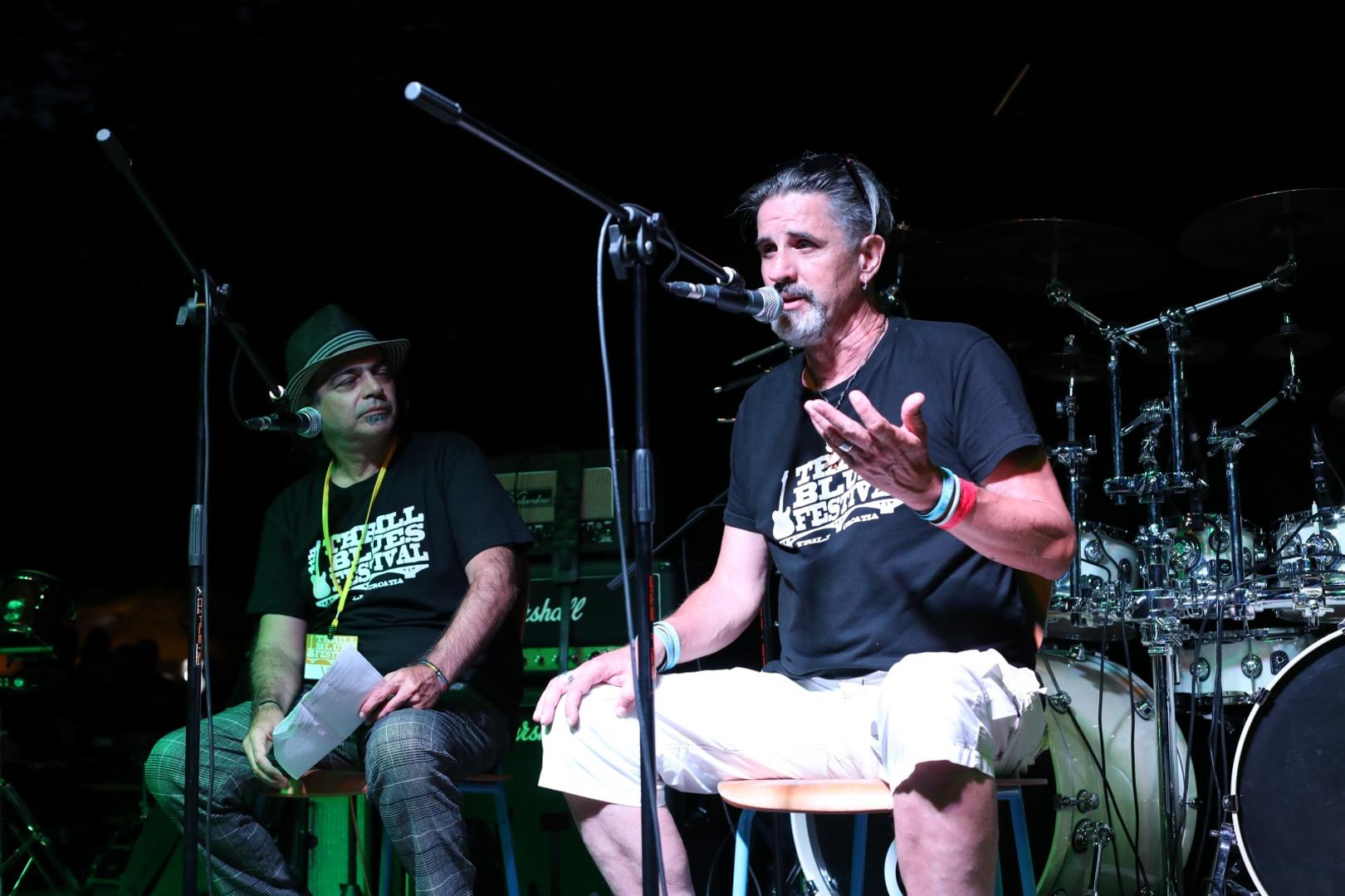02.07.2021.,Trilj- Nakon uvodnih dogadjanja i zanimljivosti nastupom poznatih glazbenika zapoceo ovogodisnji Thrill Blues Festival. Publiku i glazbenike prigodnim obracanjem pozdravili su novinar svjetskog glasa Michail Limnois i Boris Hrepic.Photo:Ivo Cagalj/PIXSELL